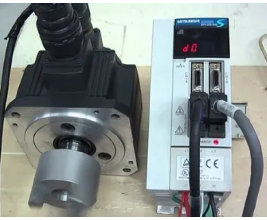 CÔNG TY CHUYÊN SỬA LỖI SERVO MITSUBISHI, BẢO HÀNH UY TÍN